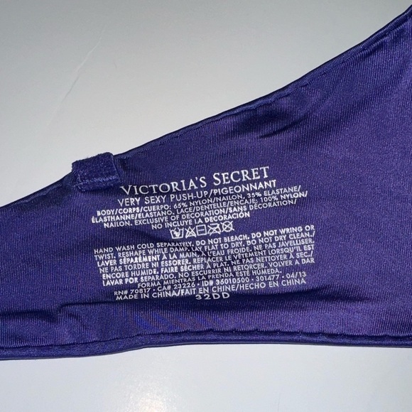 Victoria's Secret Very Sexy Push Up Blue and White Lace Bra 32DD - Picture 3 of 3